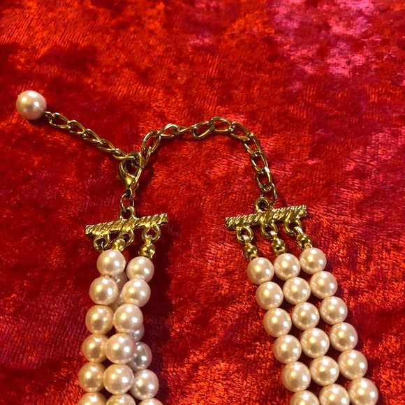 Vintage 3 Strands Pearl necklace - Picture 3 of 4